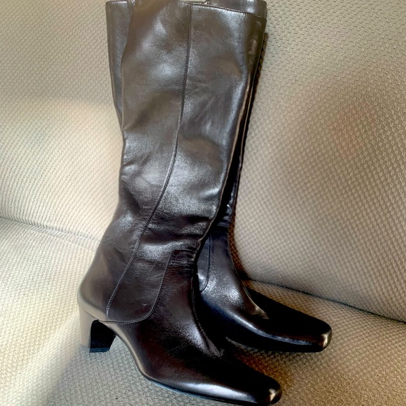 Cole Haan. Black leather boots! 9.5 only worn 1 time! - Picture 2 of 4